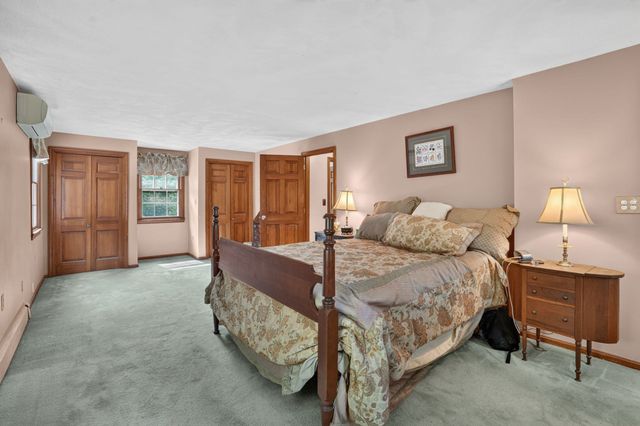 31 Brown St, Andover, MA 01810