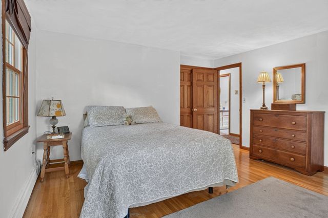 31 Brown St, Andover, MA 01810