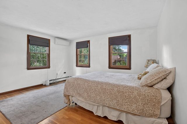 31 Brown St, Andover, MA 01810