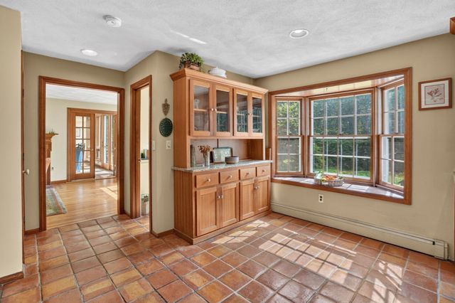 31 Brown St, Andover, MA 01810