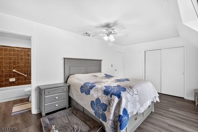 127 W End Ave, Newton Town, NJ 07860