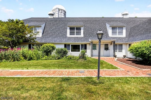 127 W End Ave, Newton Town, NJ 07860