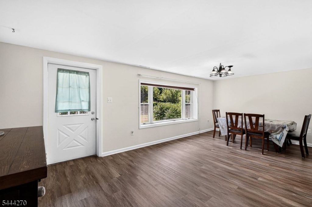127 W End Ave, Newton Town, NJ 07860 — photo 5
