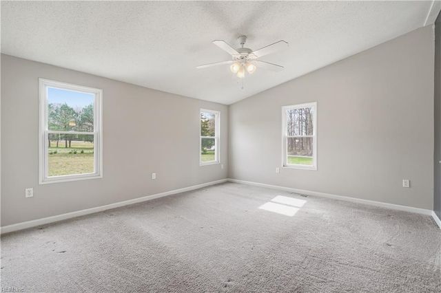 7650 Gatsby LN, Gloucester, VA 23061