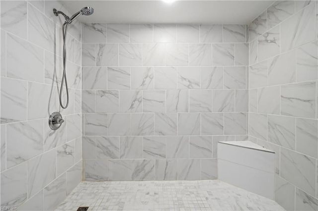 7650 Gatsby LN, Gloucester, VA 23061