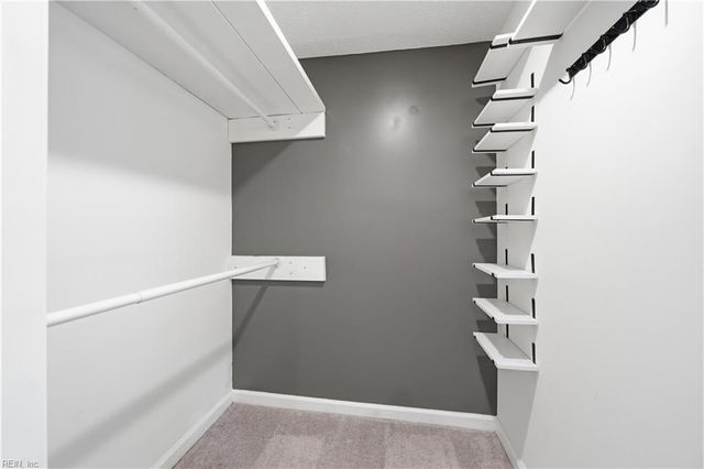 7650 Gatsby LN, Gloucester, VA 23061