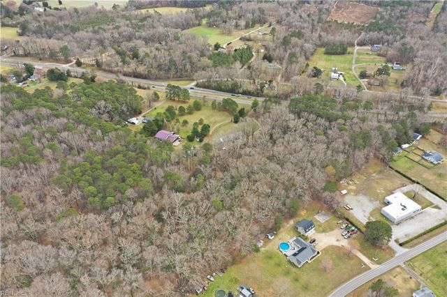 7650 Gatsby LN, Gloucester, VA 23061