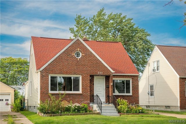 223 Renwood Avenue, Tonawanda, NY 14217