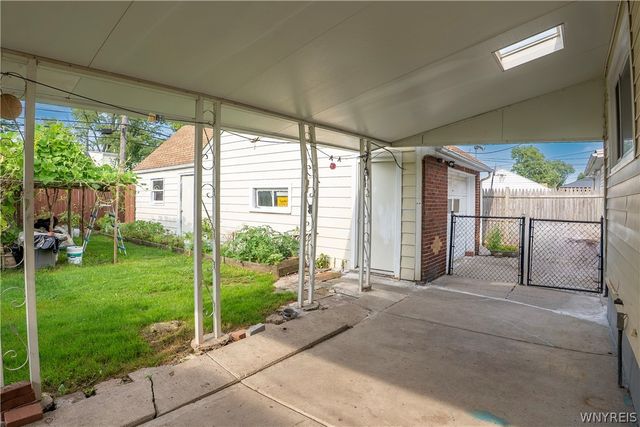 223 Renwood Avenue, Tonawanda, NY 14217