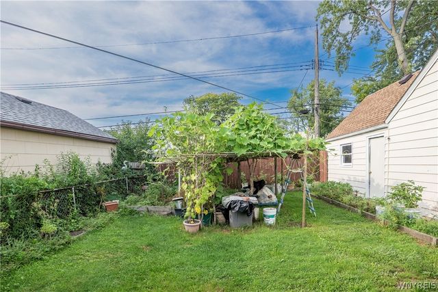 223 Renwood Avenue, Tonawanda, NY 14217