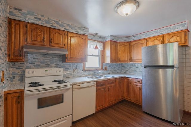 223 Renwood Avenue, Tonawanda, NY 14217