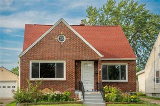 223 Renwood Avenue, Tonawanda, NY 14217