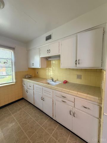 4000 Diehl Avenue, Silverton, OH 45236