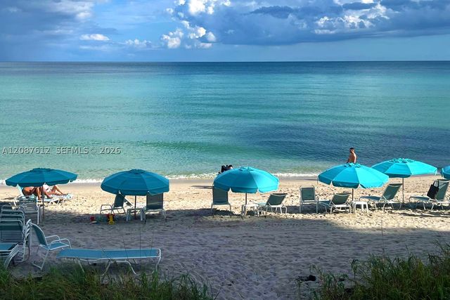 2751 S Ocean Dr 208S, Hollywood, FL 33019