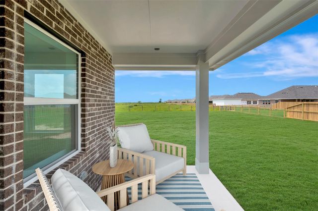 221 Dunovant Drive, Sealy, TX 77474