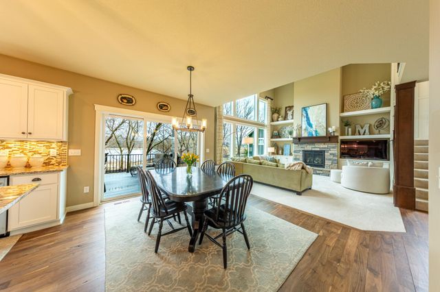 8860 67th Street Bay S, Cottage Grove, MN 55016