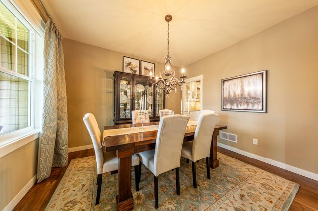 8860 67th Street Bay S, Cottage Grove, MN 55016