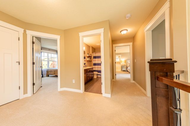 8860 67th Street Bay S, Cottage Grove, MN 55016