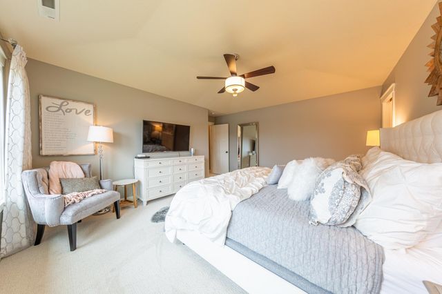 8860 67th Street Bay S, Cottage Grove, MN 55016