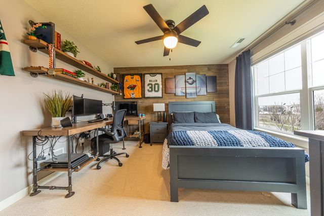 8860 67th Street Bay S, Cottage Grove, MN 55016