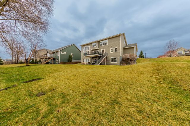 8860 67th Street Bay S, Cottage Grove, MN 55016