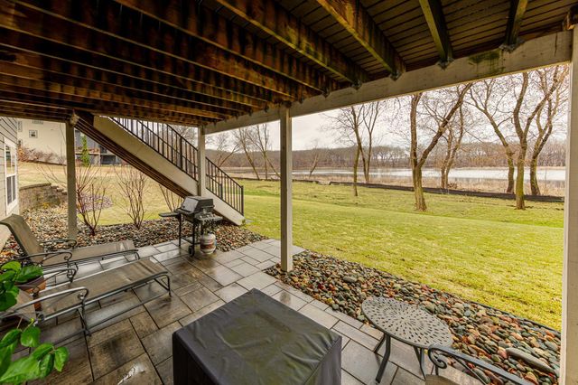 8860 67th Street Bay S, Cottage Grove, MN 55016