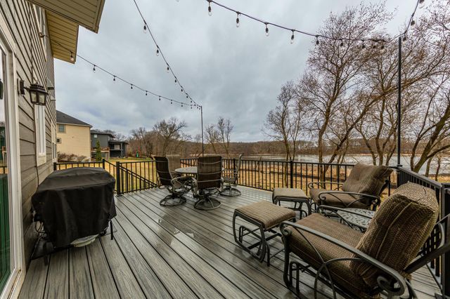 8860 67th Street Bay S, Cottage Grove, MN 55016