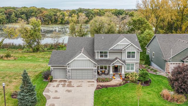 8860 67th Street Bay S, Cottage Grove, MN 55016