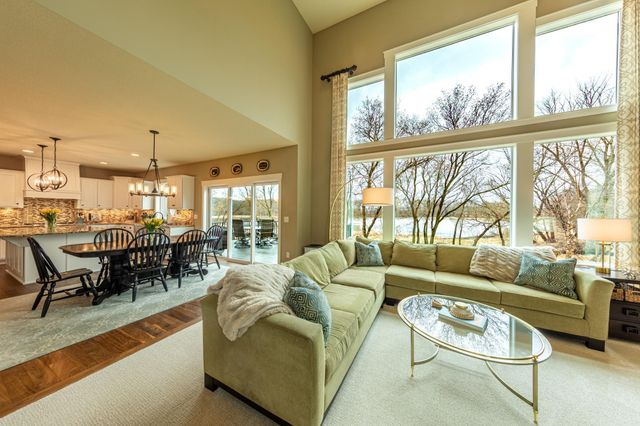 8860 67th Street Bay S, Cottage Grove, MN 55016