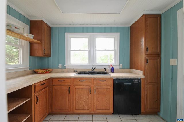 2659 SCOTTSVILLE RD, Charlottesville, VA 22902