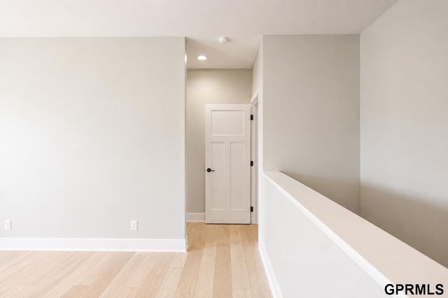 10527 Wayborough Lane, Lincoln, NE 68527