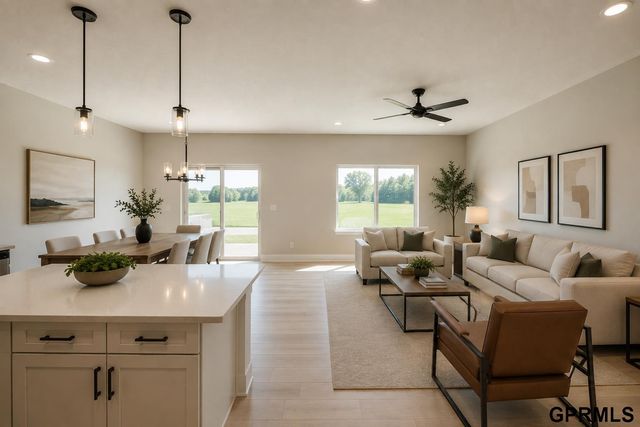 10527 Wayborough Lane, Lincoln, NE 68527