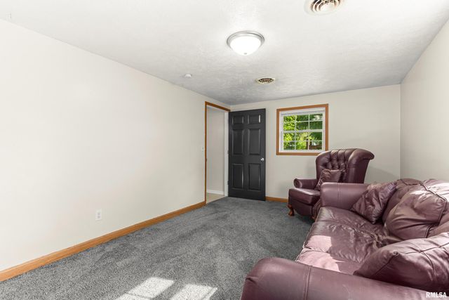 324 KENTUCKY Court, Washington, IL 61571