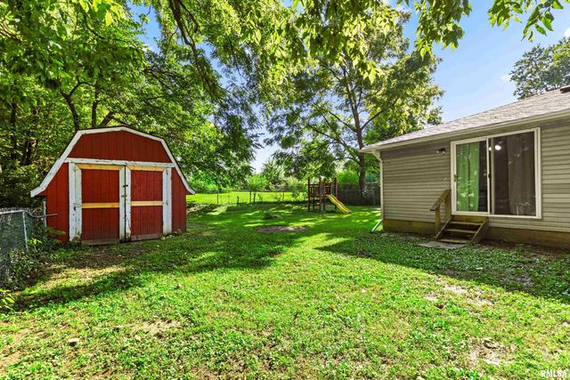 324 KENTUCKY Court, Washington, IL 61571