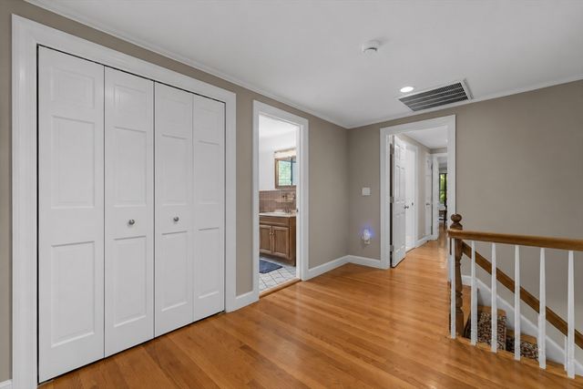 22 Tanglewood Road, Wellesley, MA 02481