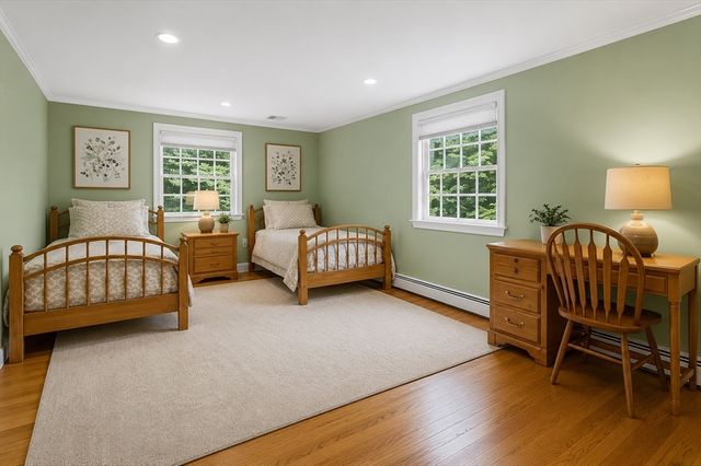 22 Tanglewood Road, Wellesley, MA 02481