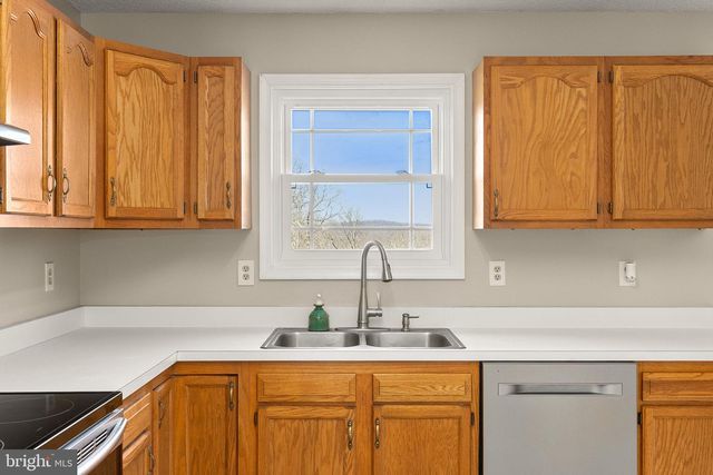 80 SCOTSMANS GLEN RD, Capon Bridge, WV 26711