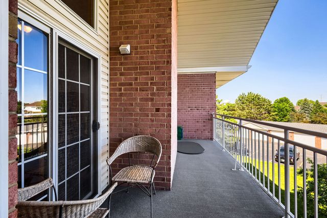 17920 Settlers Pond Way 3A, Orland Park, IL 60467