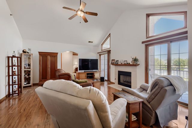 17920 Settlers Pond Way 3A, Orland Park, IL 60467