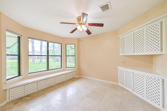 16040 Dunes Drive, Crosby, TX 77532