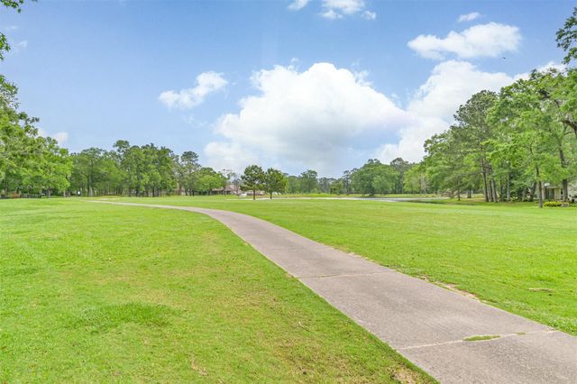 16040 Dunes Drive, Crosby, TX 77532