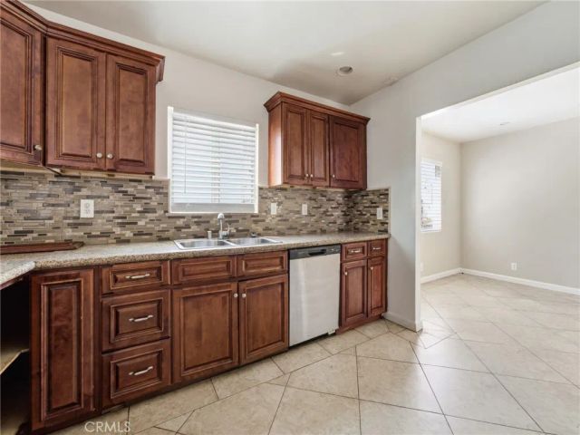 6307 S Harcourt Avenue, Los Angeles, CA 90043