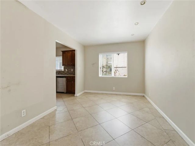 6307 S Harcourt Avenue, Los Angeles, CA 90043