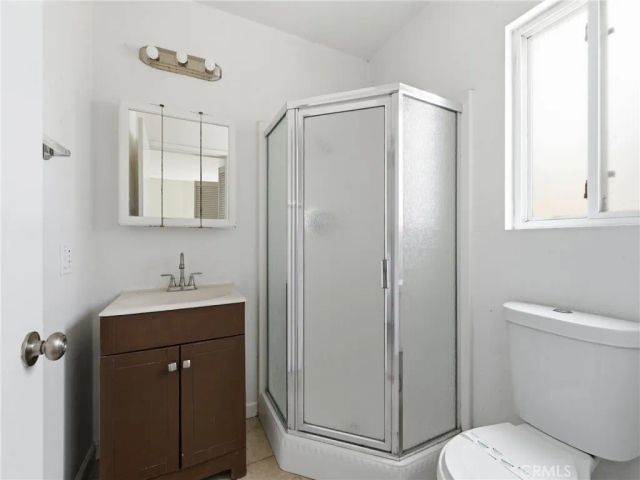 6307 S Harcourt Avenue, Los Angeles, CA 90043