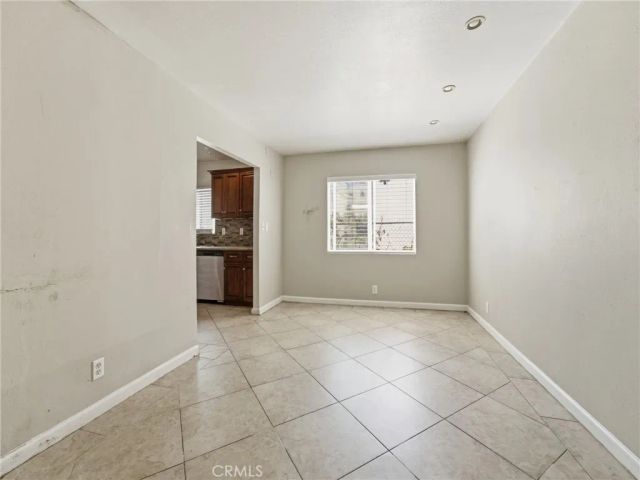 6307 S Harcourt Avenue, Los Angeles, CA 90043