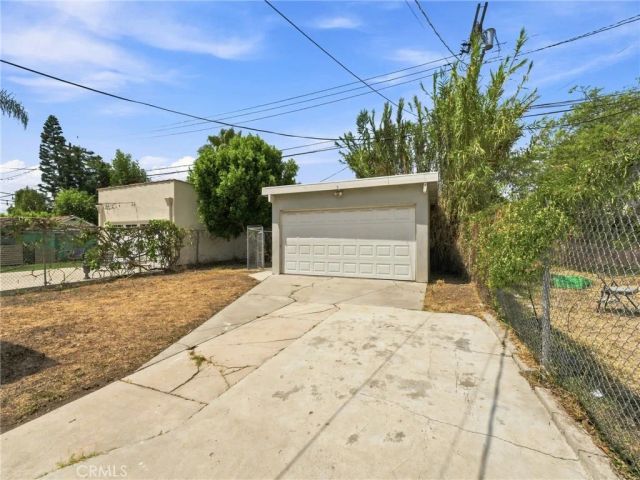 6307 S Harcourt Avenue, Los Angeles, CA 90043