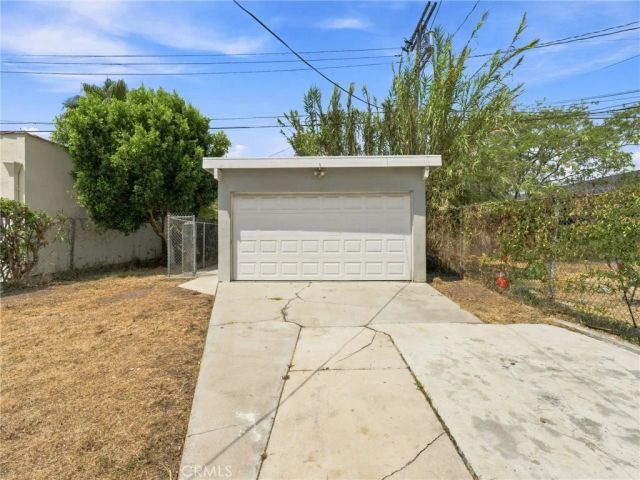 6307 S Harcourt Avenue, Los Angeles, CA 90043