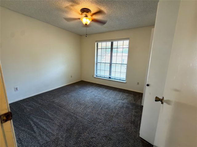 520 Sumac Place, Desoto, TX 75115