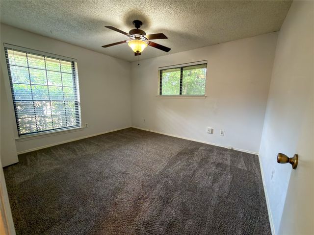 520 Sumac Place, Desoto, TX 75115