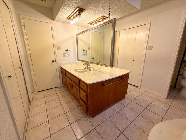 520 Sumac Place, Desoto, TX 75115